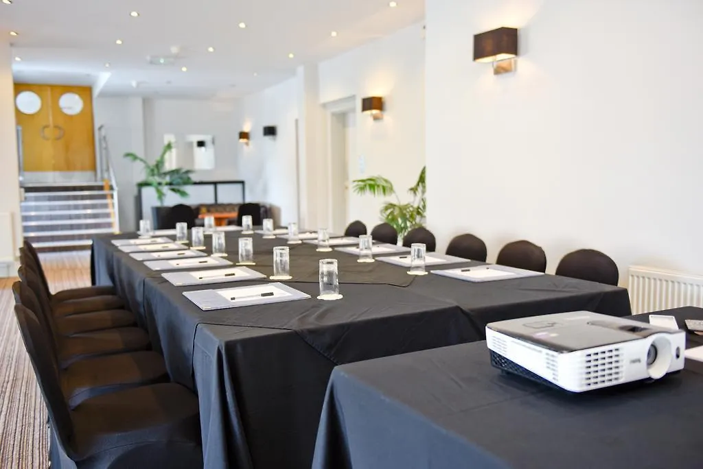 ***  The Riviera Hotel & Apartments - Alum Chine Bournemouth United Kingdom