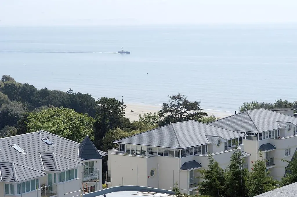 The Riviera Hotel & Apartments - Alum Chine Bournemouth